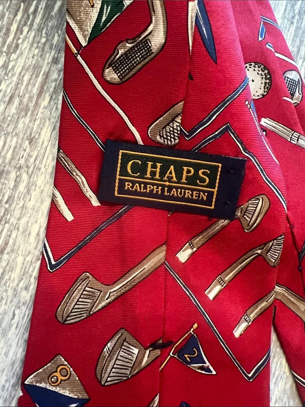 Chaps Ralph Lauren  Red Golf Club Print Men's Tie. New!! 100% silk